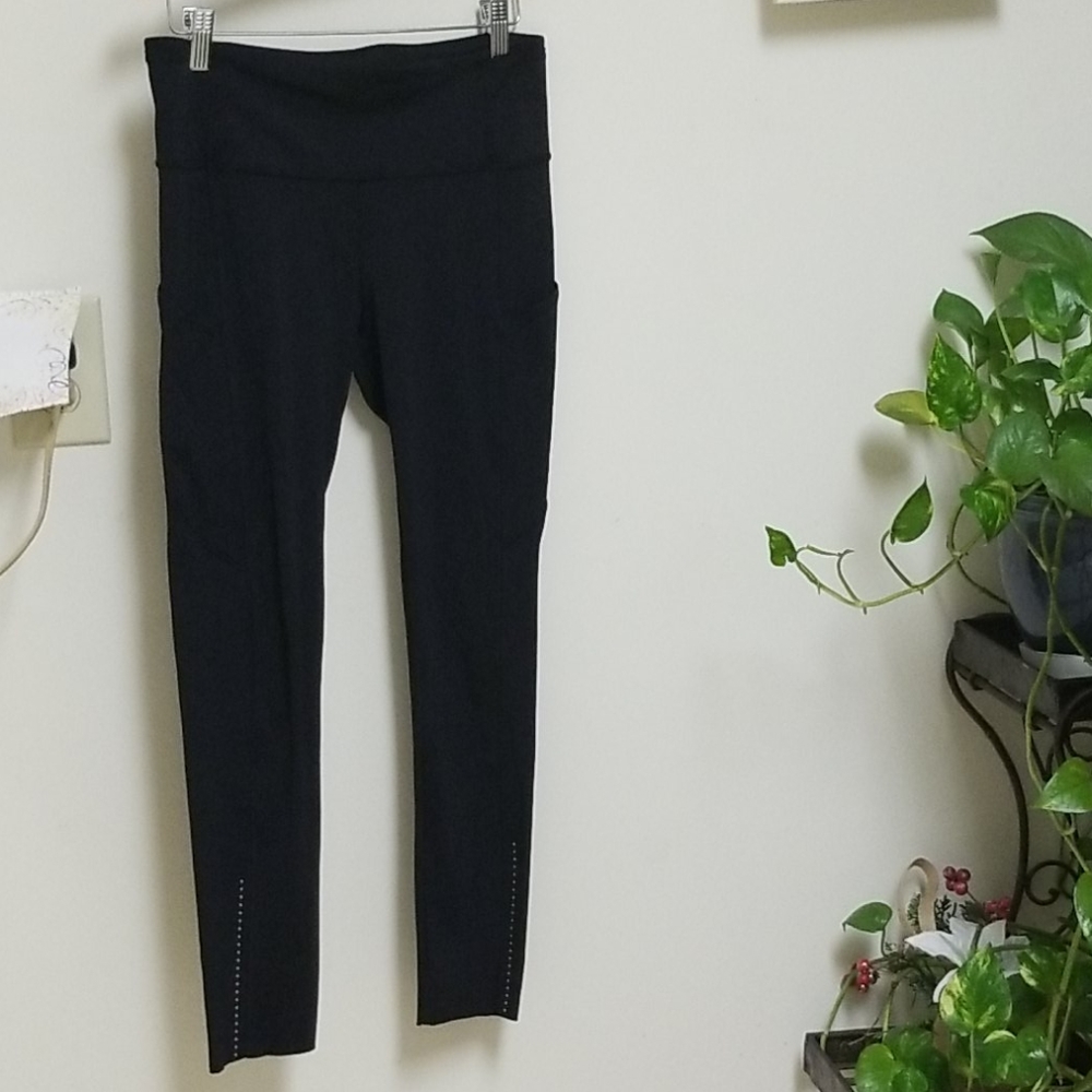 Lululemon Women's Sport Pants Size 4